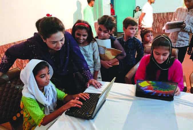 Computer classes for Christian girls. Higher
skills open opportunities beyond the slums.